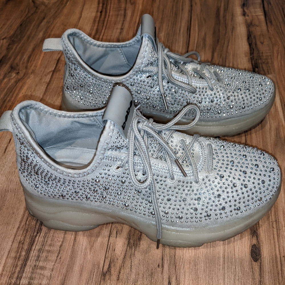 Bebe Layla silver platform fancy sneakers 8